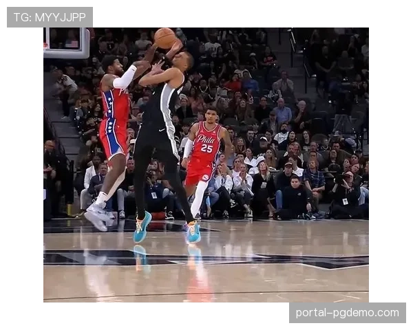 文班亚马肋骨挫伤提前退场，马刺团队篮球仍取赛季第60胜